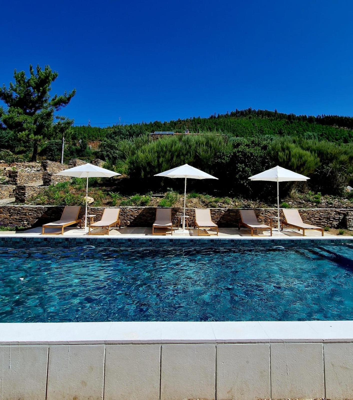 Country house Quinta Levadas - & Nature Alvoco das Varzeas